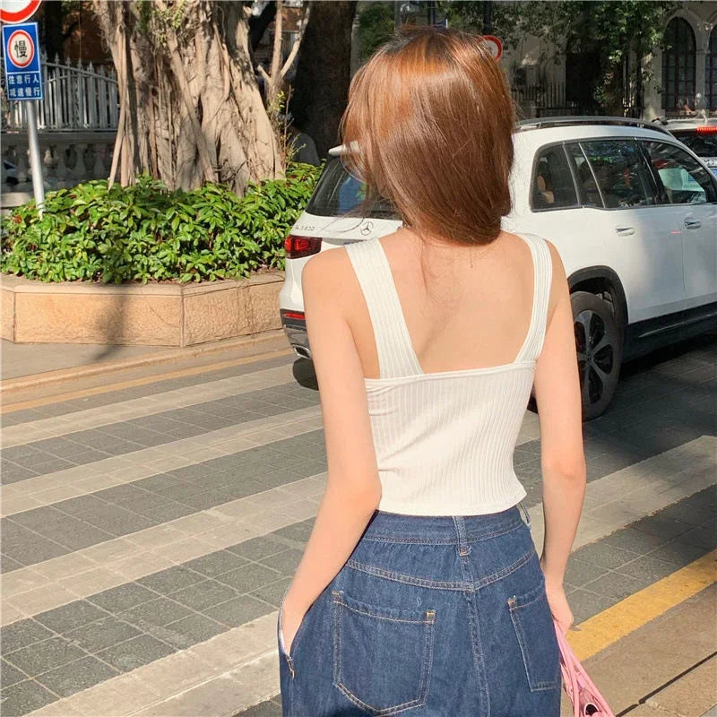 New Fashionable Women's Short Top Paired With Bra Pads